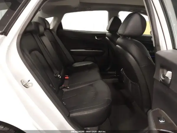 5XXGU4L18KG314561 2019 KIA OPTIMA - Image 8