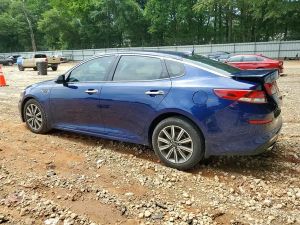 5XXGU4L18KG315256 2019 KIA OPTIMA - Image 2