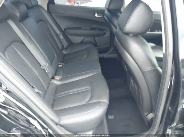 5XXGU4L18KG330839 2019 KIA OPTIMA - Image 8