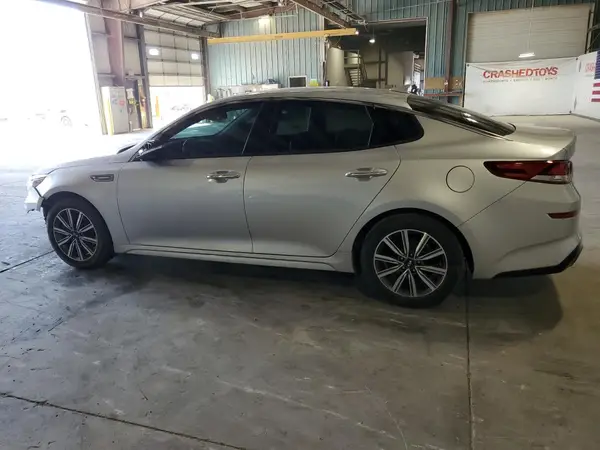 5XXGU4L18KG366806 2019 KIA OPTIMA - Image 2