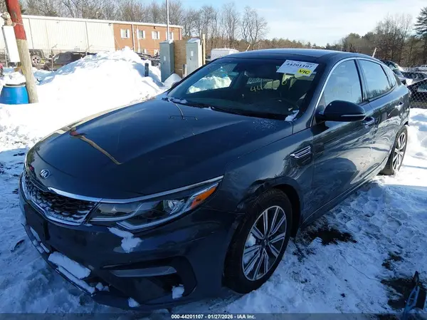 5XXGU4L18KG377434 2019 KIA OPTIMA - Image 2