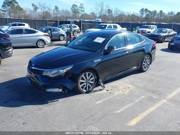 5XXGU4L19KG274989 2019 KIA OPTIMA - Image 2