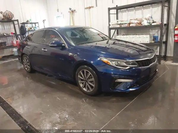 5XXGU4L19KG285328 2019 KIA OPTIMA - Image 1