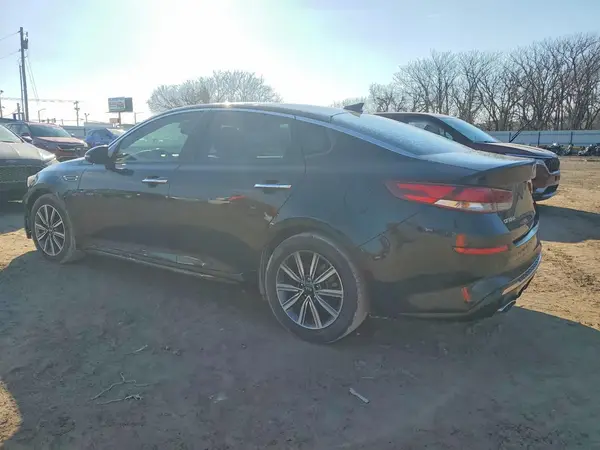 5XXGU4L19KG303567 2019 KIA OPTIMA - Image 2
