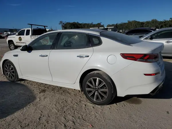 5XXGU4L19KG323270 2019 KIA OPTIMA - Image 2