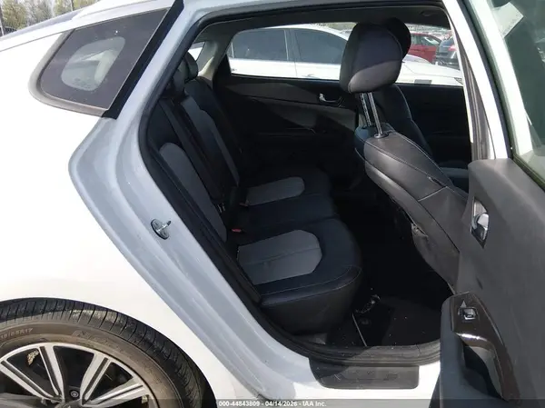 5XXGU4L19KG325133 2019 KIA OPTIMA - Image 8