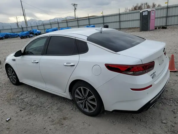5XXGU4L19KG366989 2019 KIA OPTIMA - Image 2
