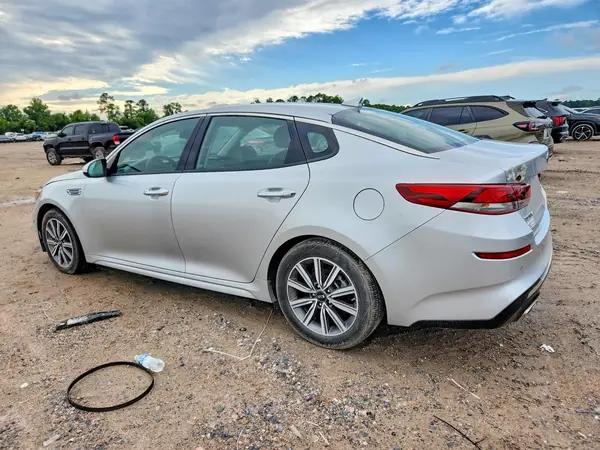 5XXGU4L19LG399914 2020 KIA OPTIMA - Image 2