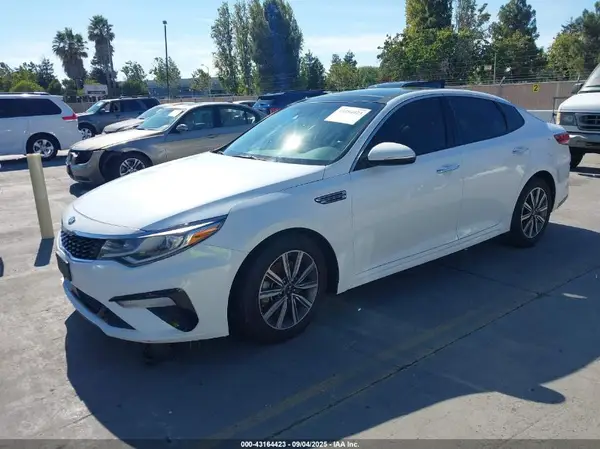 5XXGU4L1XKG304145 2019 KIA OPTIMA - Image 2
