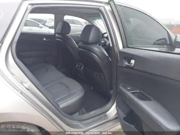 5XXGU4L1XKG324394 2019 KIA OPTIMA - Image 8