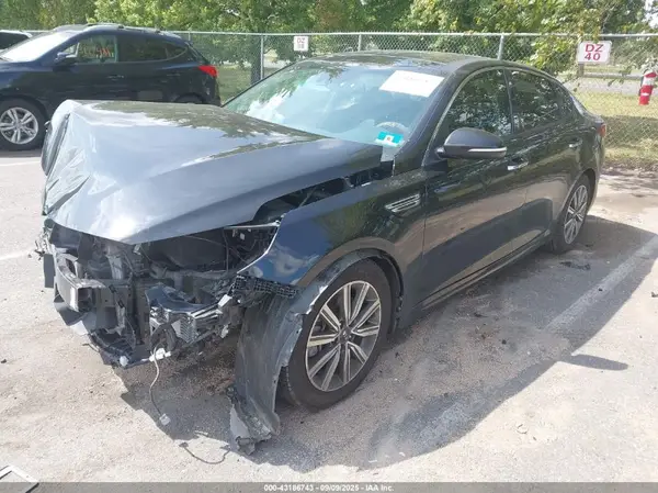 5XXGU4L1XLG413254 2020 KIA OPTIMA - Image 2
