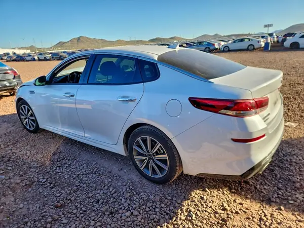 5XXGU4L1XLG414159 2020 KIA OPTIMA - Image 2