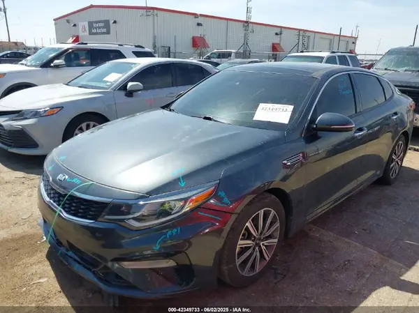 5XXGU4L1XLG415120 2020 KIA OPTIMA - Image 2
