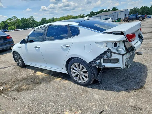 5XXGU4L30GG007782 2016 KIA OPTIMA - Image 2