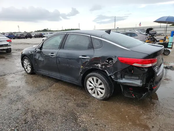 5XXGU4L30GG009838 2016 KIA OPTIMA - Image 2