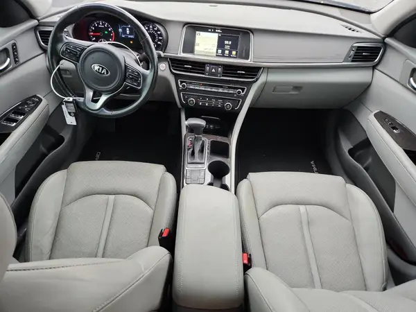 5XXGU4L30GG009838 2016 KIA OPTIMA - Image 8