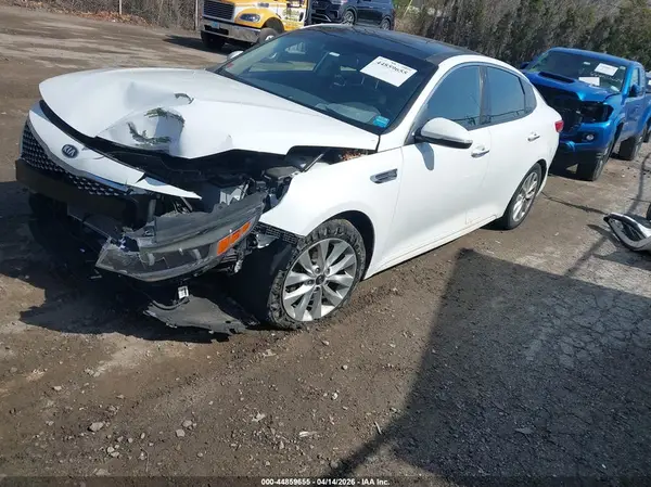 5XXGU4L30GG021536 2016 KIA OPTIMA - Image 2