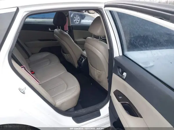 5XXGU4L30GG027711 2016 KIA OPTIMA - Image 8