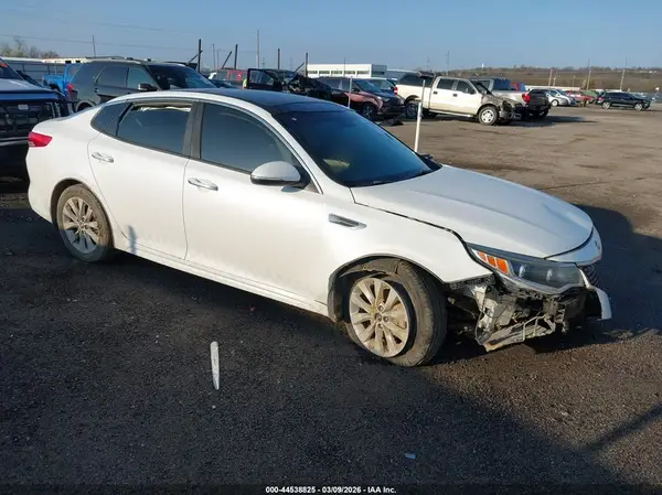 5XXGU4L30GG029457 2016 KIA OPTIMA - Image 1