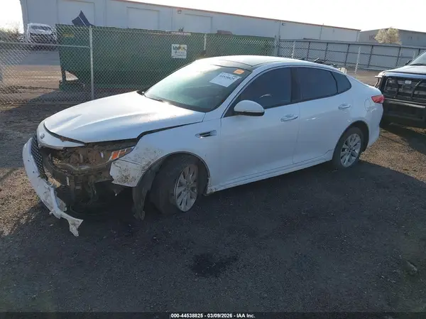 5XXGU4L30GG029457 2016 KIA OPTIMA - Image 2