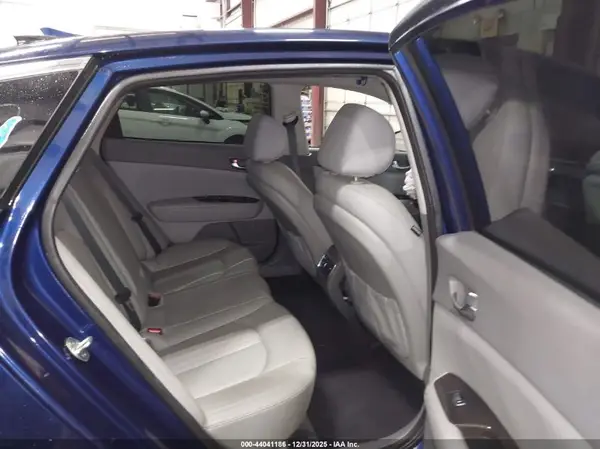 5XXGU4L30GG033394 2016 KIA OPTIMA - Image 8