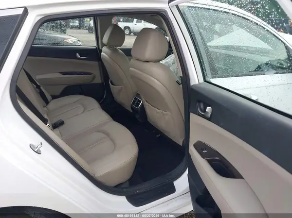 5XXGU4L30GG035095 2016 KIA OPTIMA - Image 8