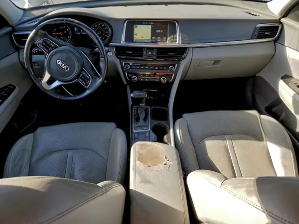 5XXGU4L30GG041673 2016 KIA OPTIMA - Image 8