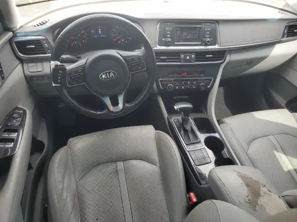 5XXGU4L30GG042337 2016 KIA OPTIMA - Image 8