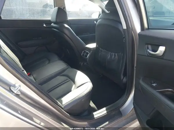 5XXGU4L30GG046436 2016 KIA OPTIMA - Image 8