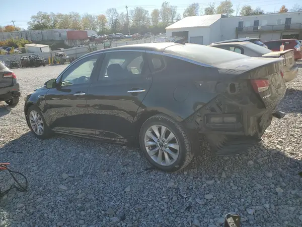 5XXGU4L30GG048302 2016 KIA OPTIMA - Image 2