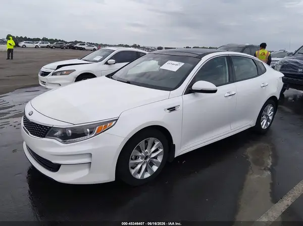 5XXGU4L30GG050292 2016 KIA OPTIMA - Image 2
