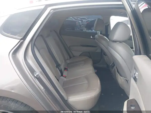 5XXGU4L30GG050647 2016 KIA OPTIMA - Image 8