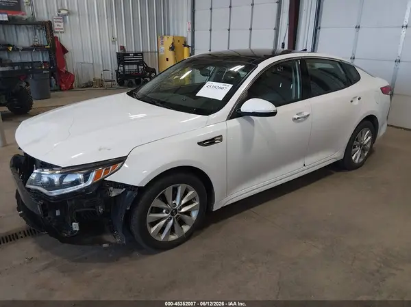 5XXGU4L30GG051894 2016 KIA OPTIMA - Image 2