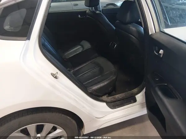 5XXGU4L30GG051894 2016 KIA OPTIMA - Image 8