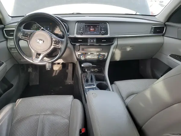5XXGU4L30GG058389 2016 KIA OPTIMA - Image 8