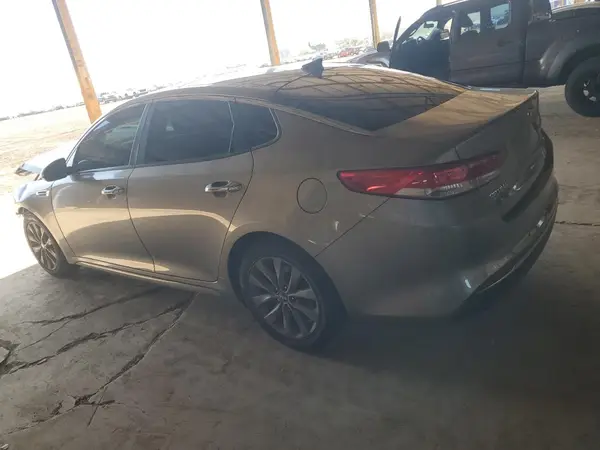 5XXGU4L30GG058618 2016 KIA OPTIMA - Image 2