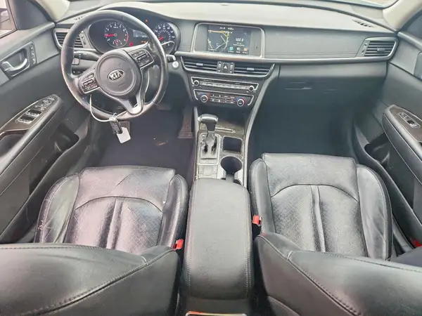 5XXGU4L30GG086208 2016 KIA OPTIMA - Image 8