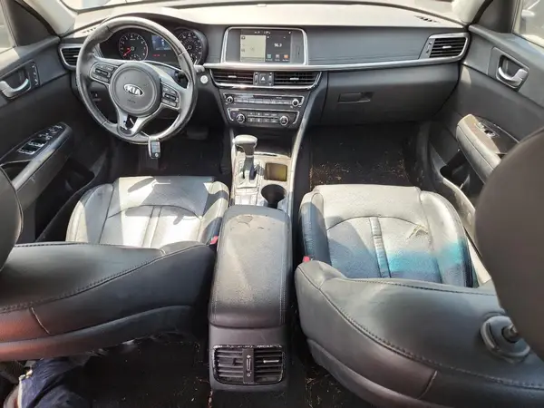 5XXGU4L30GG095930 2016 KIA OPTIMA - Image 8