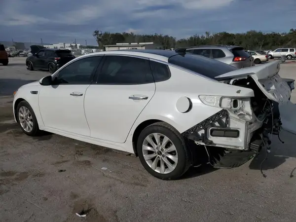 5XXGU4L30GG097953 2016 KIA OPTIMA - Image 2