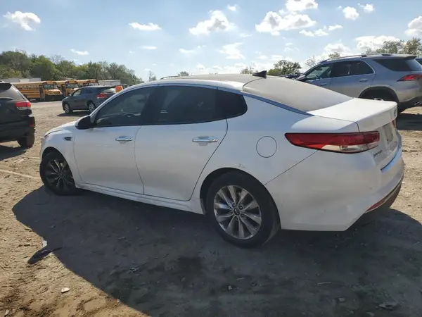 5XXGU4L30GG103038 2016 KIA OPTIMA - Image 2