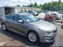 5XXGU4L30GG111513 2016 KIA OPTIMA