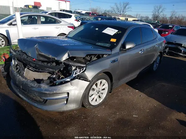 5XXGU4L30GG111530 2016 KIA OPTIMA - Image 2