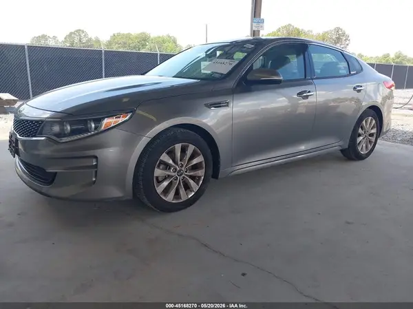 5XXGU4L30GG113116 2016 KIA OPTIMA - Image 2