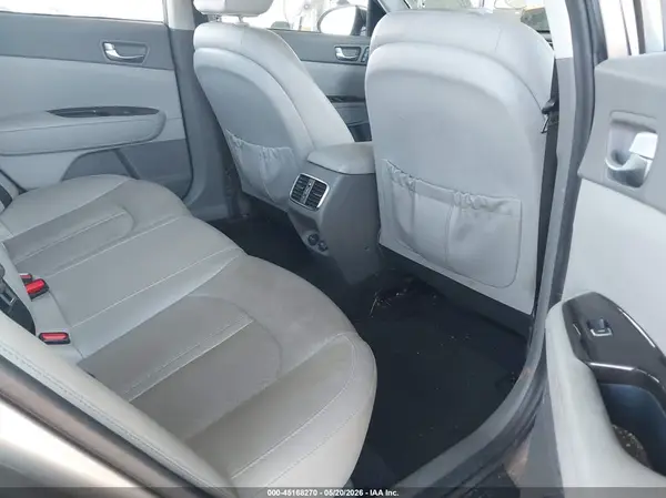 5XXGU4L30GG113116 2016 KIA OPTIMA - Image 8
