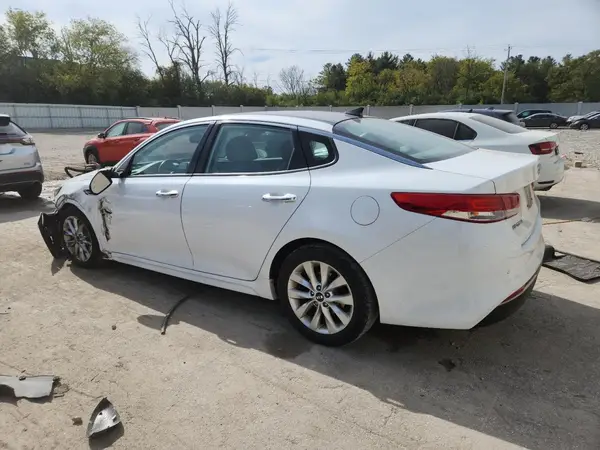 5XXGU4L30GG116307 2016 KIA OPTIMA - Image 2