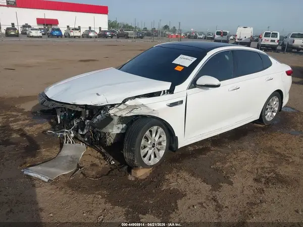 5XXGU4L30GG120504 2016 KIA OPTIMA - Image 2