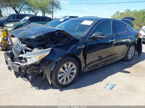 5XXGU4L30HG138017 2017 KIA OPTIMA - Image 2