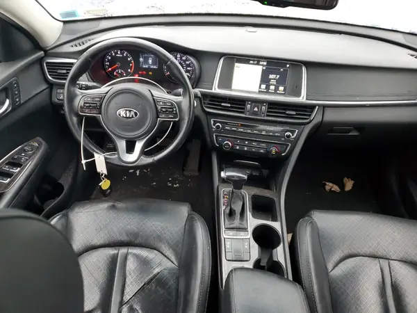 5XXGU4L30HG144223 2017 KIA OPTIMA - Image 8