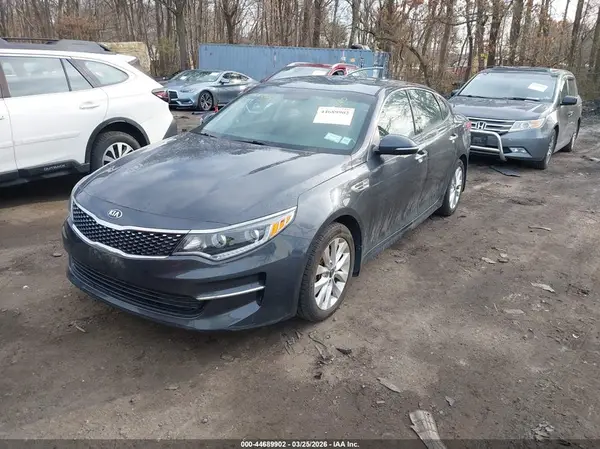 5XXGU4L30HG150829 2017 KIA OPTIMA - Image 2