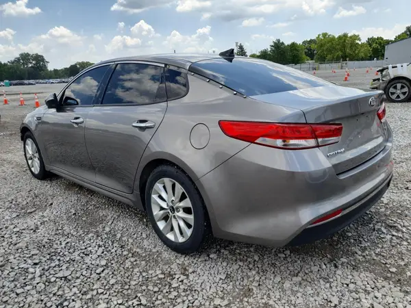 5XXGU4L30HG153374 2017 KIA OPTIMA - Image 2